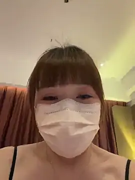 Lucky-Anna001 online show from May 13, 1:29 pm
