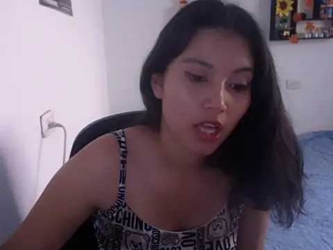 HannaKlein online show from January 13, 1:49 pm