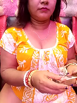 ella mariya online show from October 31, 1:52 pm