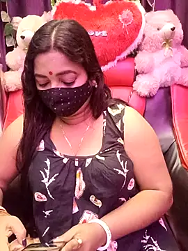 ella mariya online show from February 3, 7:52 pm