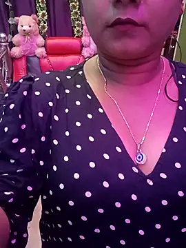 ella mariya online show from November 10, 2:55 pm