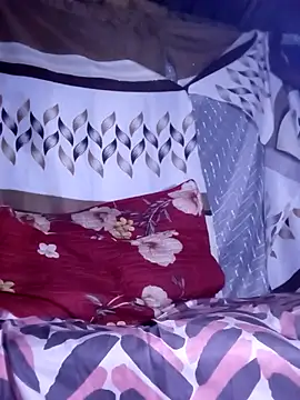 hoittytoittyxx online show from February 12, 8:30 pm