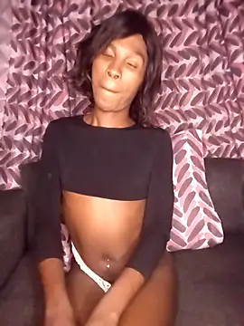 hoittytoittyxx online show from March 12, 7:40 pm