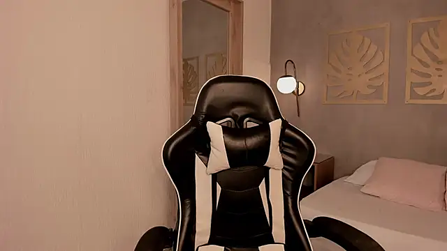 caro03x online show from November 28, 2:12 am