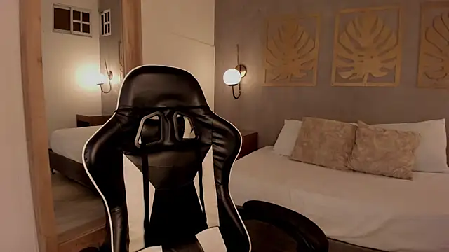 caro03x online show from April 22, 2:18 am