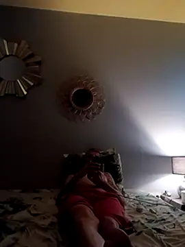 Snapshot of chris_sbh chatting on February 1, 8:29 am chris sbh online show from February 1, 8:29 am