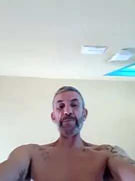 Snapshot of chris_sbh chatting on February 1, 2:45 pm chris sbh online show from February 1, 2:45 pm