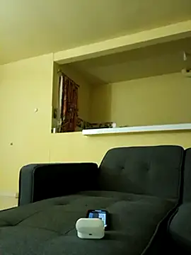 Snapshot of chris_sbh chatting on February 11, 4:01 am chris sbh online show from February 11, 4:01 am