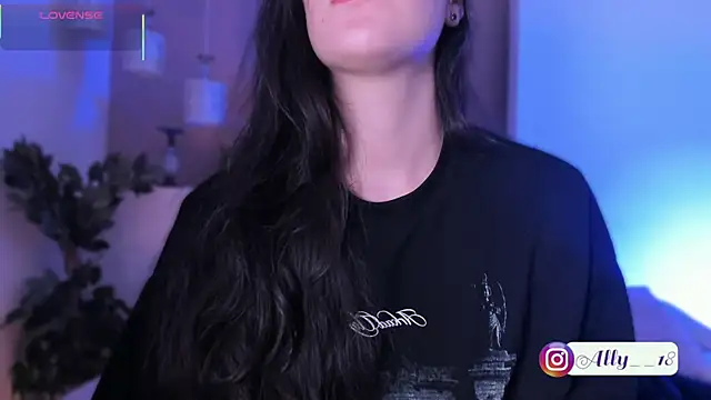 Snapshot of Ally_addams chatting on October 23, 1:15 am Ally addams online show from October 23, 1:15 am