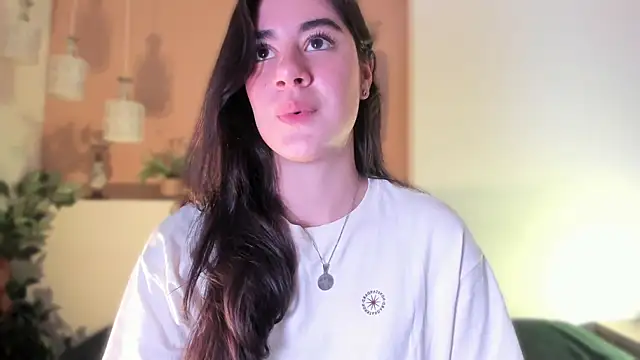 Snapshot of Ally_addams chatting on November 29, 5:18 am Ally addams online show from November 29, 5:18 am