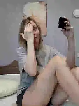 AvelinaLeoni online show from December 12, 6:57 am