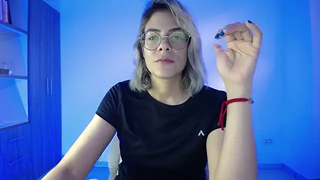 candydowson1 online show from October 24, 9:14 pm