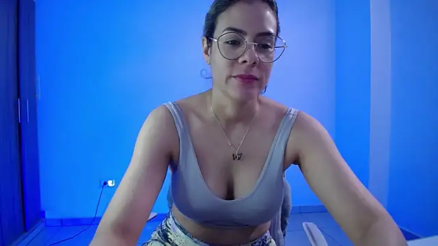 candydowson1 online show from October 11, 4:19 pm