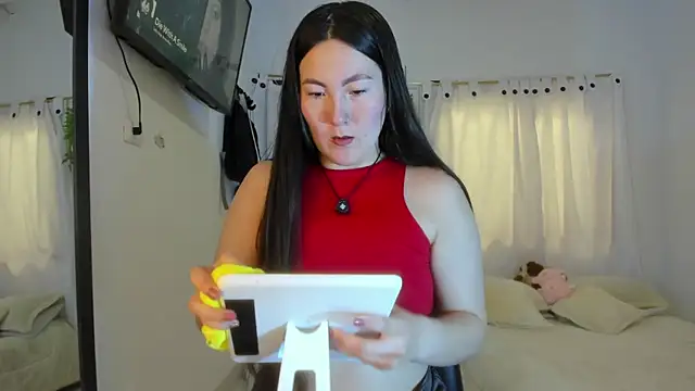 Snapshot of Elle_Lee_ chatting on October 6, 3:46 pm Elle Lee online show from October 6, 3:46 pm