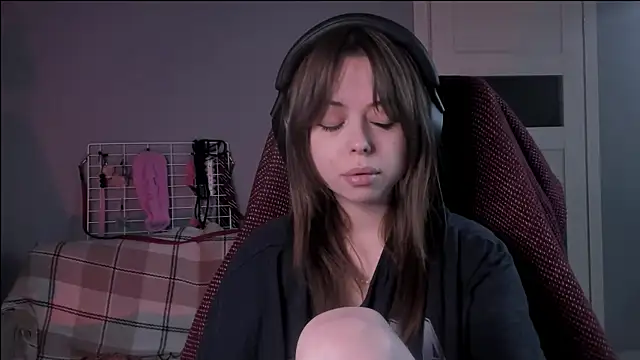 Snapshot of hype_meal_home chatting on November 19, 7:47 pm hype meal home online show from November 19, 7:47 pm