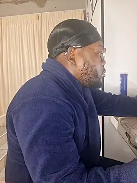 LaughRiotX online show from April 23, 12:17 am