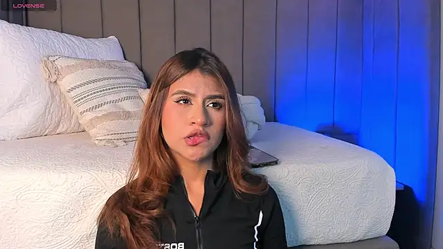 Elise Diamond online show from March 25, 2:01 am