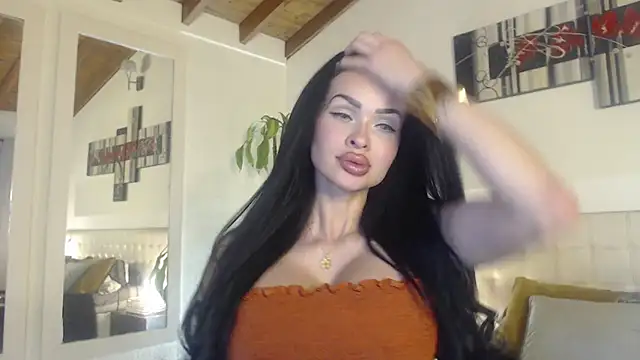  Pamela doll online show from April 7, 11:50 pm