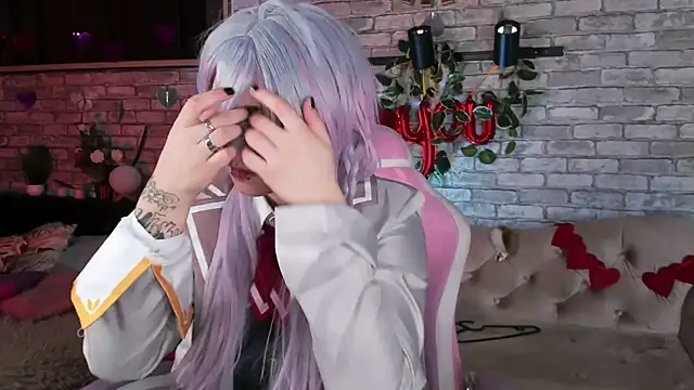 Alex Howell online show from February 22, 8:42 pm