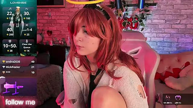 Alex Howell online show from March 19, 12:15 am