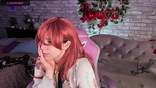 Alex Howell online show from March 12, 4:19 am