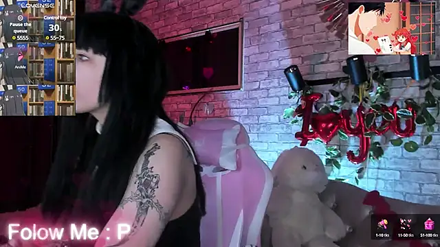 Alex Howell online show from February 18, 8:47 pm