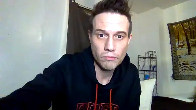 Snapshot of kollzCloudzz chatting on February 13, 7:56 am kollzCloudzz online show from February 13, 7:56 am