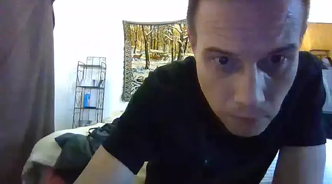 Snapshot of kollzCloudzz chatting on February 9, 9:58 am kollzCloudzz online show from February 9, 9:58 am