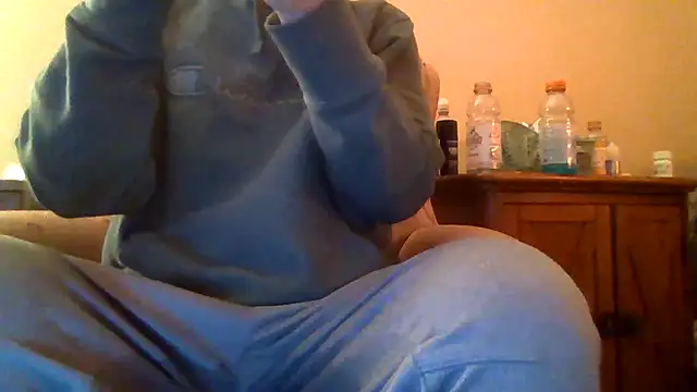 kollzCloudzz online show from May 6, 9:24 am