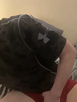 Snapshot of kollzCloudzz chatting on April 6, 11:55 am kollzCloudzz online show from April 6, 11:55 am