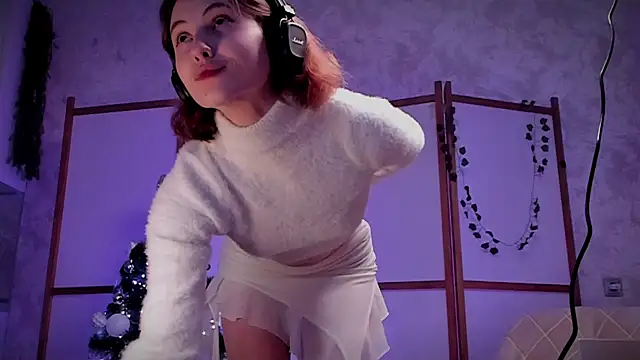 Snapshot of Devilina_V chatting on January 10, 12:04 pm Devilina V online show from January 10, 12:04 pm