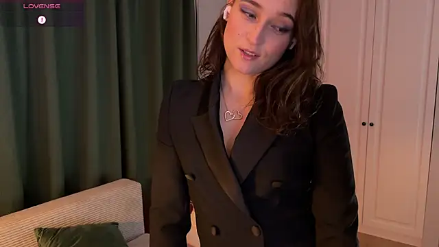 Pavlyna online show from November 18, 6:00 pm