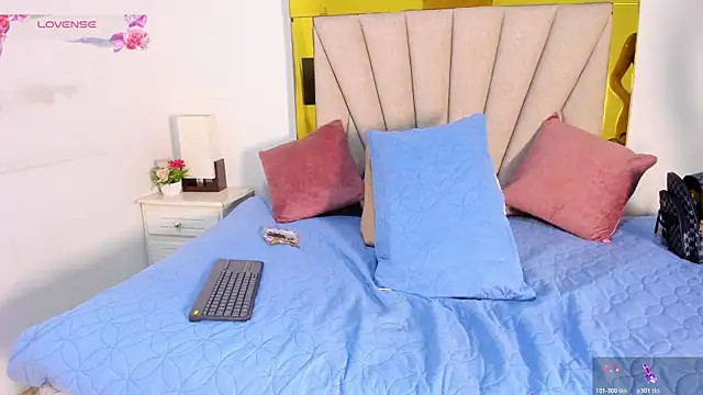 vahiolet fuentes online show from October 25, 3:06 am