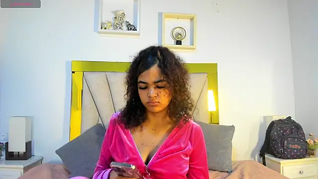 vahiolet fuentes online show from April 10, 3:02 am