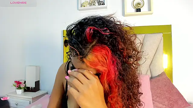 vahiolet fuentes online show from December 2, 3:07 am