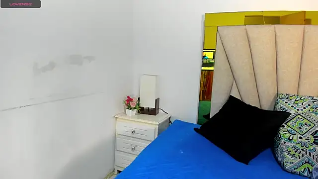 vahiolet fuentes online show from November 25, 3:07 am