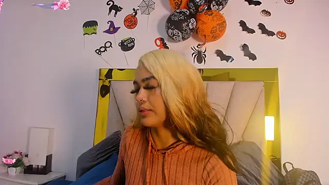 vahiolet fuentes online show from November 1, 3:02 am