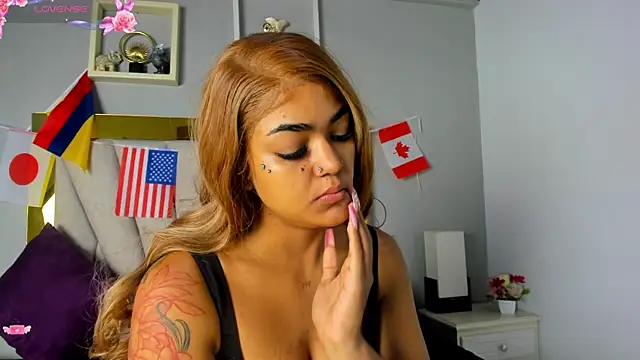 Snapshot of vahiolet_fuentes chatting on July 8, 3:19 am vahiolet fuentes online show from July 8, 3:19 am