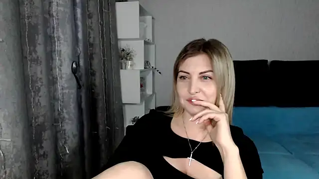 Amelia Harper online show from February 28, 6:31 pm