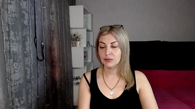 Amelia Harper online show from March 18, 6:28 am