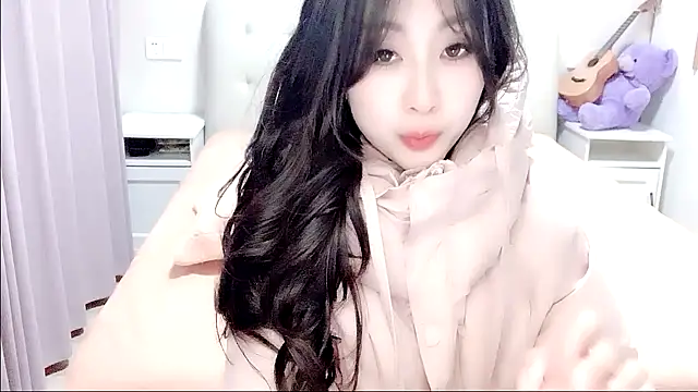 aisha123123 online show from January 7, 2:00 pm