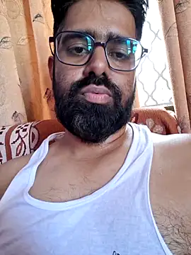 Snapshot of bewolf_17 chatting on October 3, 6:59 am bewolf 17 online show from October 3, 6:59 am