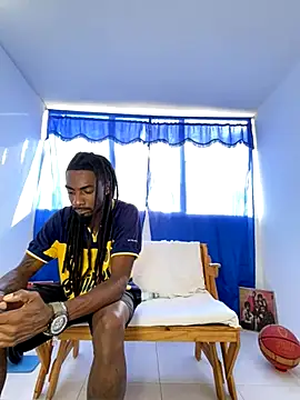 Snapshot of Malkon_Big chatting on November 7, 8:35 pm Malkon Big online show from November 7, 8:35 pm