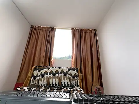 Snapshot of Malkon_Big chatting on November 10, 9:42 pm Malkon Big online show from November 10, 9:42 pm