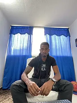 Snapshot of Malkon_Big chatting on October 1, 6:12 pm Malkon Big online show from October 1, 6:12 pm