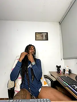 Snapshot of Malkon_Big chatting on October 12, 2:13 am Malkon Big online show from October 12, 2:13 am