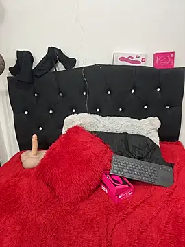 karenlennox1 online show from January 8, 11:22 pm