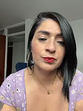 karenlennox1 online show from February 19, 12:40 am