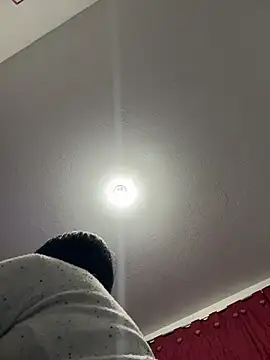 karenlennox1 online show from April 10, 12:17 am