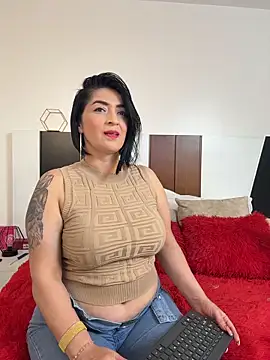 karenlennox1 online show from May 21, 10:29 pm